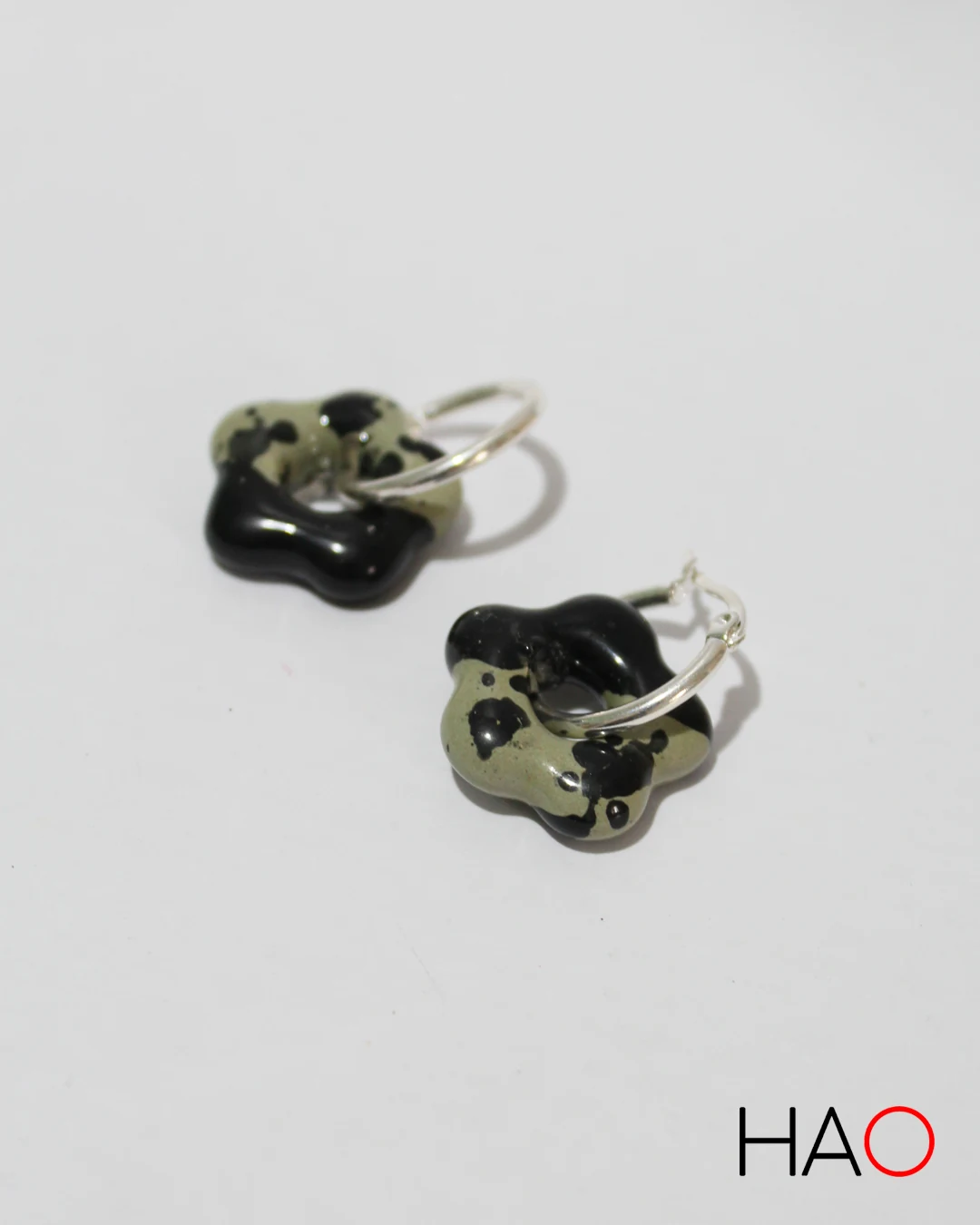 Aros Corola Verde y Negro de HAO
